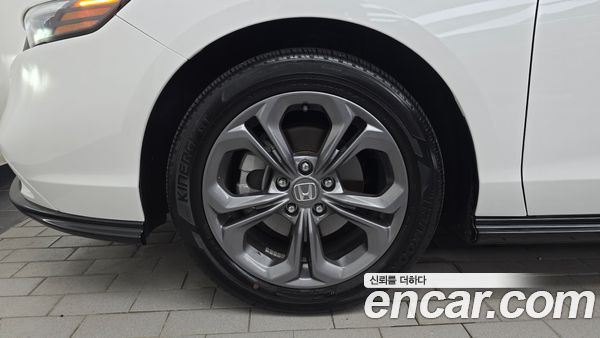 Honda Accord 2024, фото 5