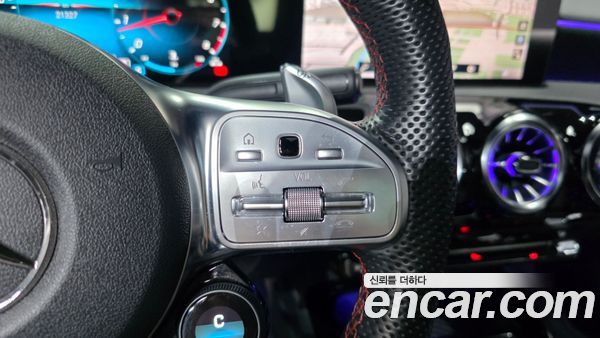 Mercedes-Benz A-Class 2023, фото 31