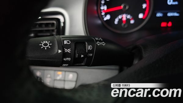 Kia Stonic 2020, фото 31