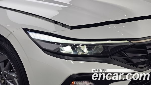 Hyundai Elantra 2024, фото 8