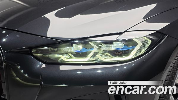 BMW i4 2023, фото 8