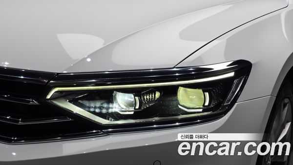 Volkswagen Passat 2021, фото 8