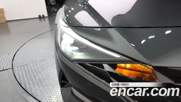 Hyundai Elantra 2023, фото 8