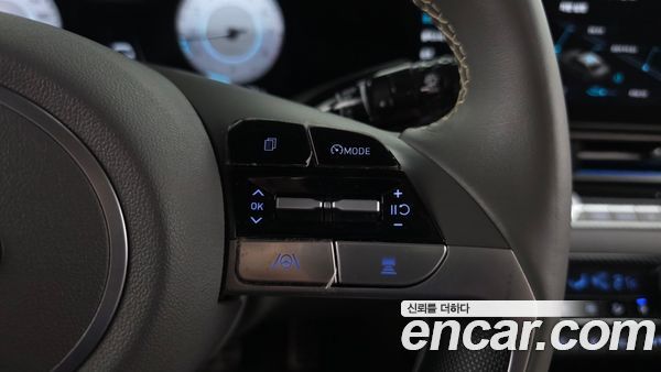 Hyundai Elantra 2023, фото 31