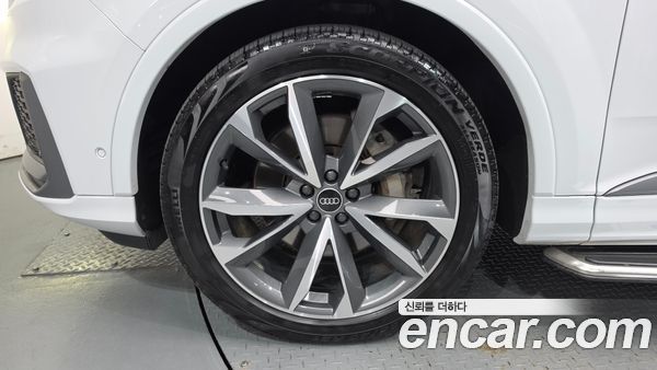 Audi Q7 2022, фото 5