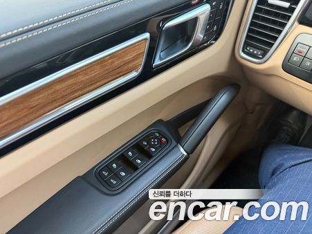 Porsche Cayenne 2022, фото 13
