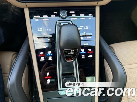Porsche Cayenne 2022, фото 15