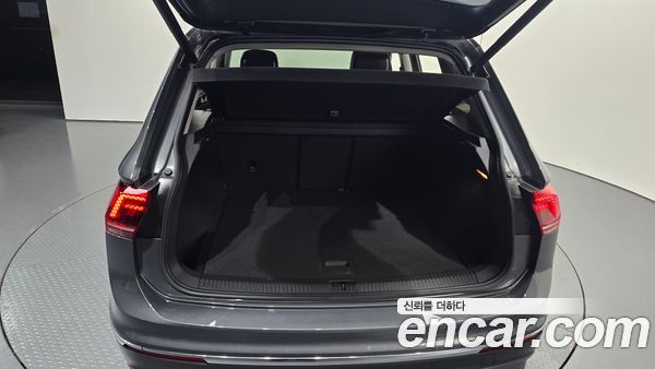 Volkswagen Tiguan 2020, фото 30