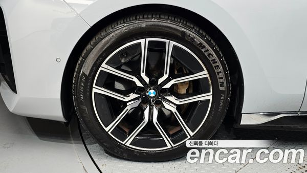 BMW i7 2023, фото 5