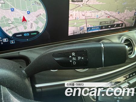 Mercedes-Benz E-Class 2022, фото 7