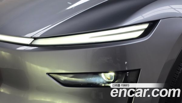 Tesla Model Y 2026, фото 7
