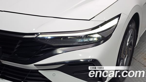 Hyundai Elantra 2024, фото 8