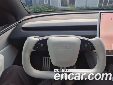Tesla Model Y 2026, фото 14