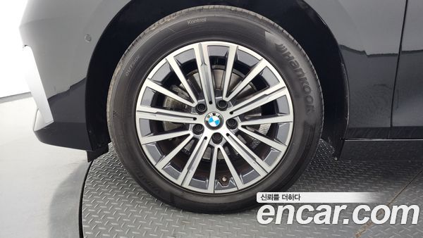 BMW 2 Series 2024, фото 5
