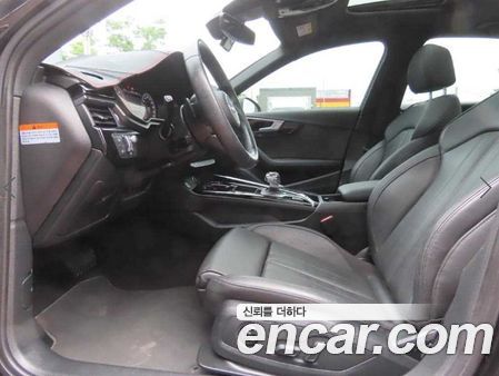 Audi A4 2020, фото 15