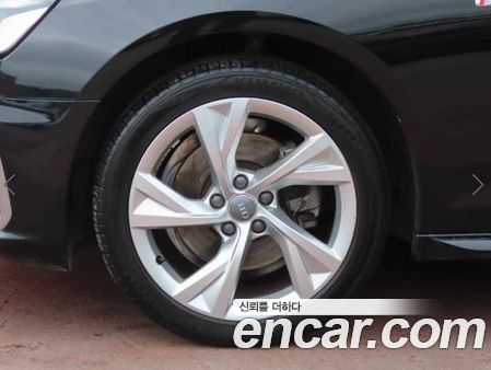Audi A4 2020, фото 20