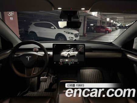 Tesla Model Y 2024, фото 9