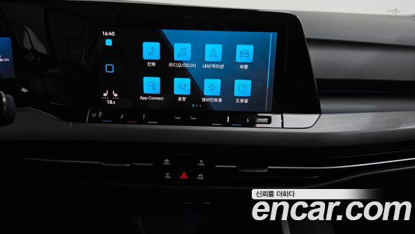 Volkswagen Golf 2022, фото 31