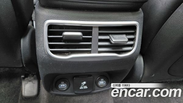 Hyundai Santa Fe 2021, фото 31