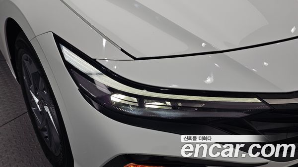 Hyundai Elantra 2024, фото 8