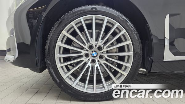 BMW 7 Series 2021, фото 4