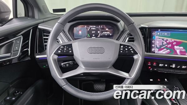 Audi Q4 e-tron 2022, фото 30