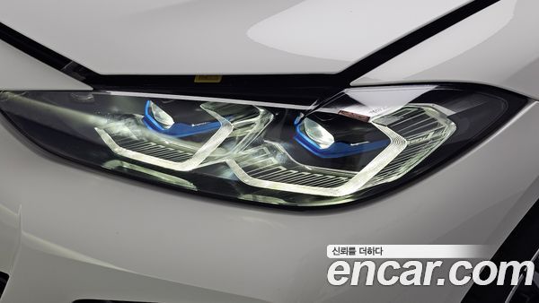 BMW i4 2023, фото 7