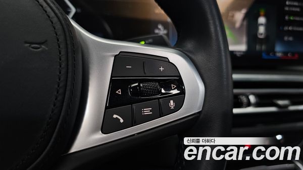 BMW i4 2023, фото 30