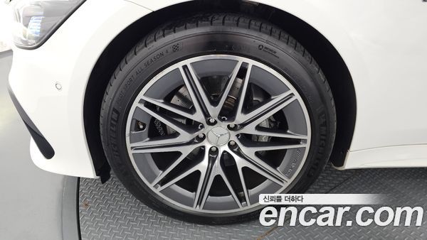 Mercedes-Benz AMG GT 2022, фото 5
