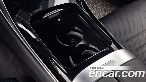 Mercedes-Benz GLC 2024, фото 32
