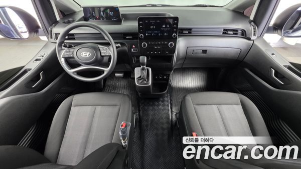Hyundai Staria 2025, фото 10