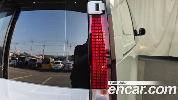 Hyundai Staria 2025, фото 9
