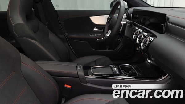 Mercedes-Benz CLA 2026, фото 9
