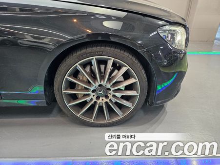 Mercedes-Benz E-Class 2021, фото 5