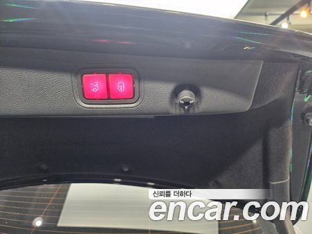 Mercedes-Benz E-Class 2021, фото 20