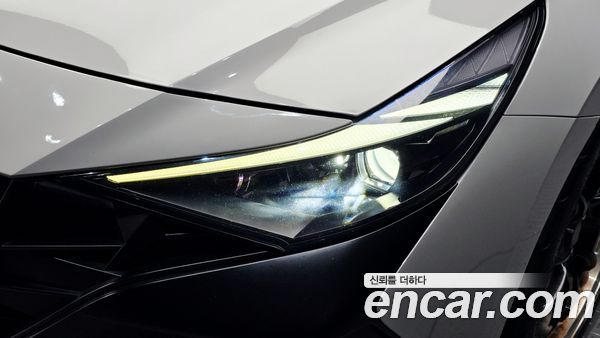 Hyundai Elantra 2022, фото 8