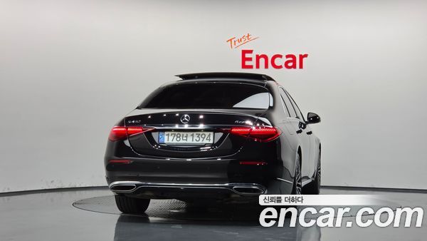 Mercedes-Benz S-Class 2022, фото 4