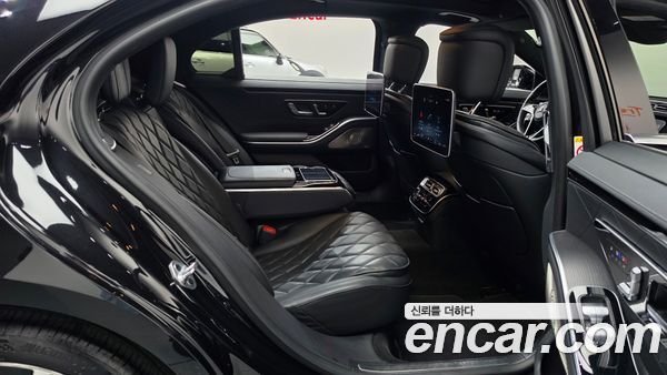 Mercedes-Benz S-Class 2022, фото 17