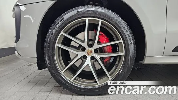 Porsche Macan 2023, фото 4