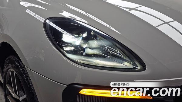 Porsche Macan 2023, фото 7