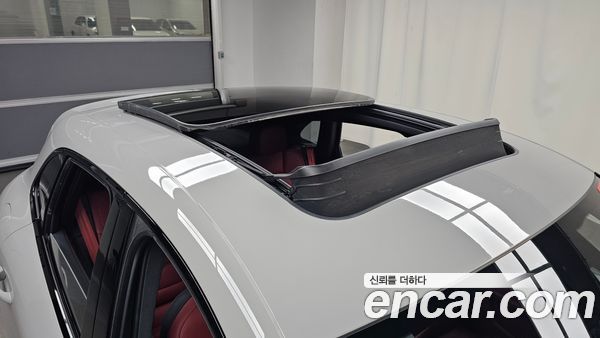 Porsche Macan 2023, фото 31