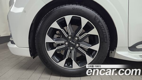 Kia Carnival 2023, фото 5