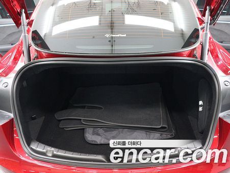 Tesla Model 3 2024, фото 5