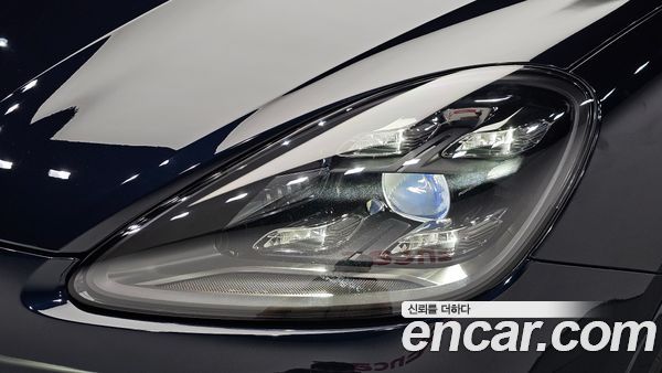 Porsche Cayenne 2020, фото 8
