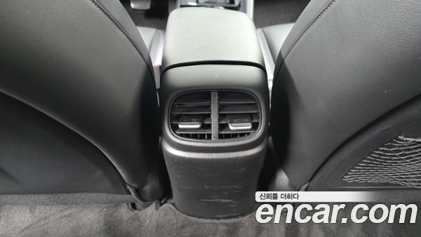 Hyundai Elantra 2023, фото 31