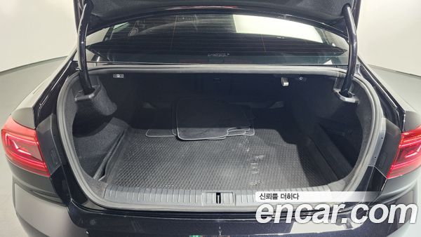 Volkswagen Passat 2022, фото 32