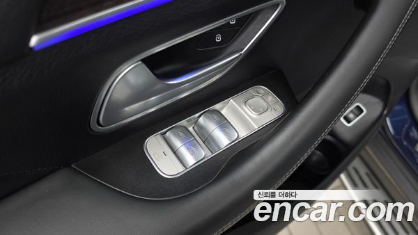 Mercedes-Benz GLE 2022, фото 28