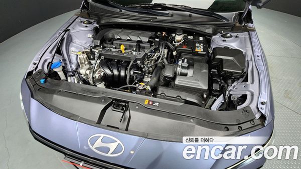 Hyundai Elantra 2024, фото 6