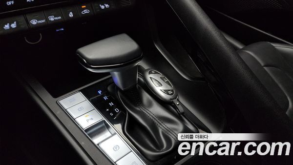 Hyundai Elantra 2024, фото 9