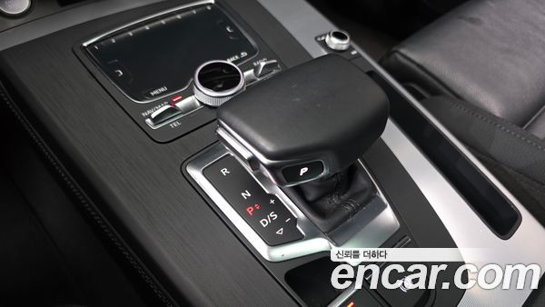 Audi Q5 2020, фото 8